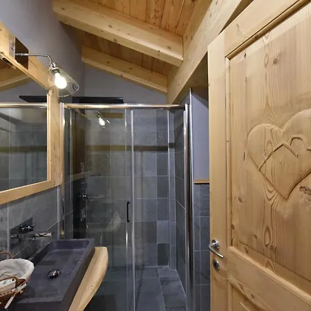 Il Cuore Del Cervino Penzion 4*